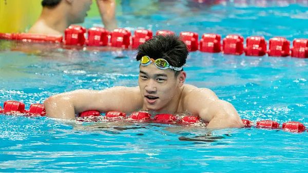 中国历年游泳世界冠军名单_历届游泳冠军男队员_中国游泳队历届世界冠军成绩